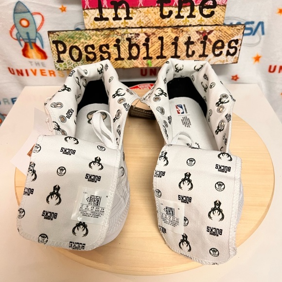 CONVERSE CTAS HI BUCKS MILWAUKEE BASKETBALL - Picture 14 of 14